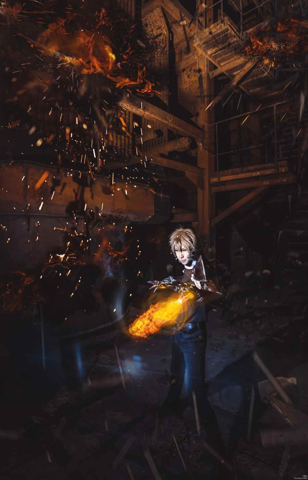《77游戏社第3253期》一拳超人杰诺斯cosplay