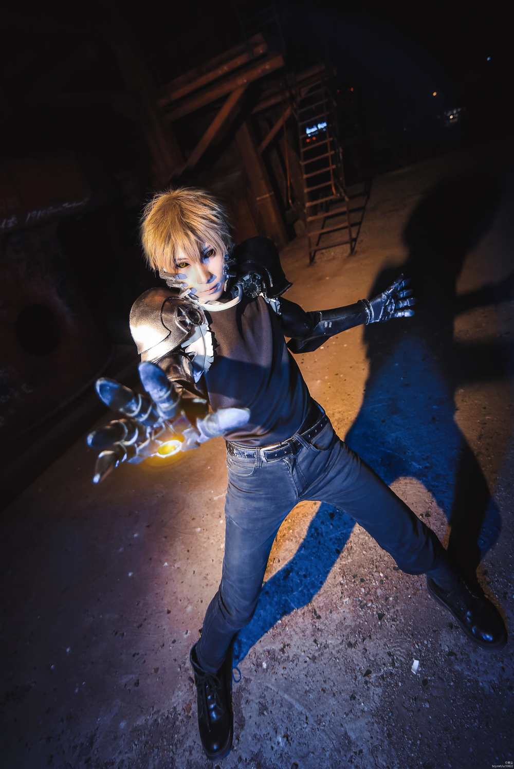 《77游戏社第3253期》一拳超人杰诺斯cosplay