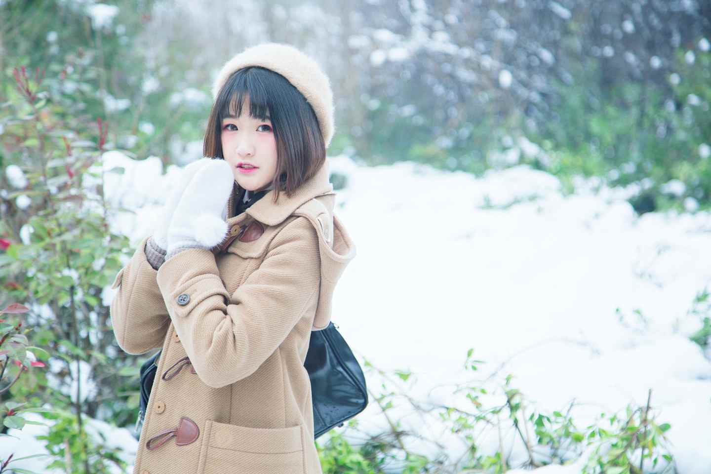《77游戏社第3215期》雪and少女  梦幻的季节与你相遇