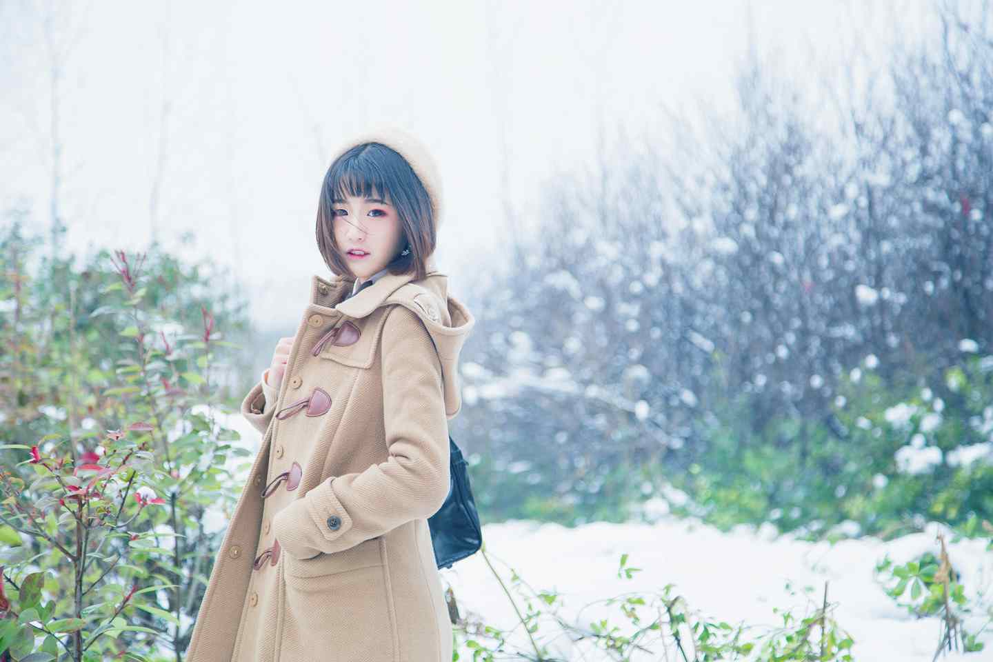 《77游戏社第3215期》雪and少女  梦幻的季节与你相遇
