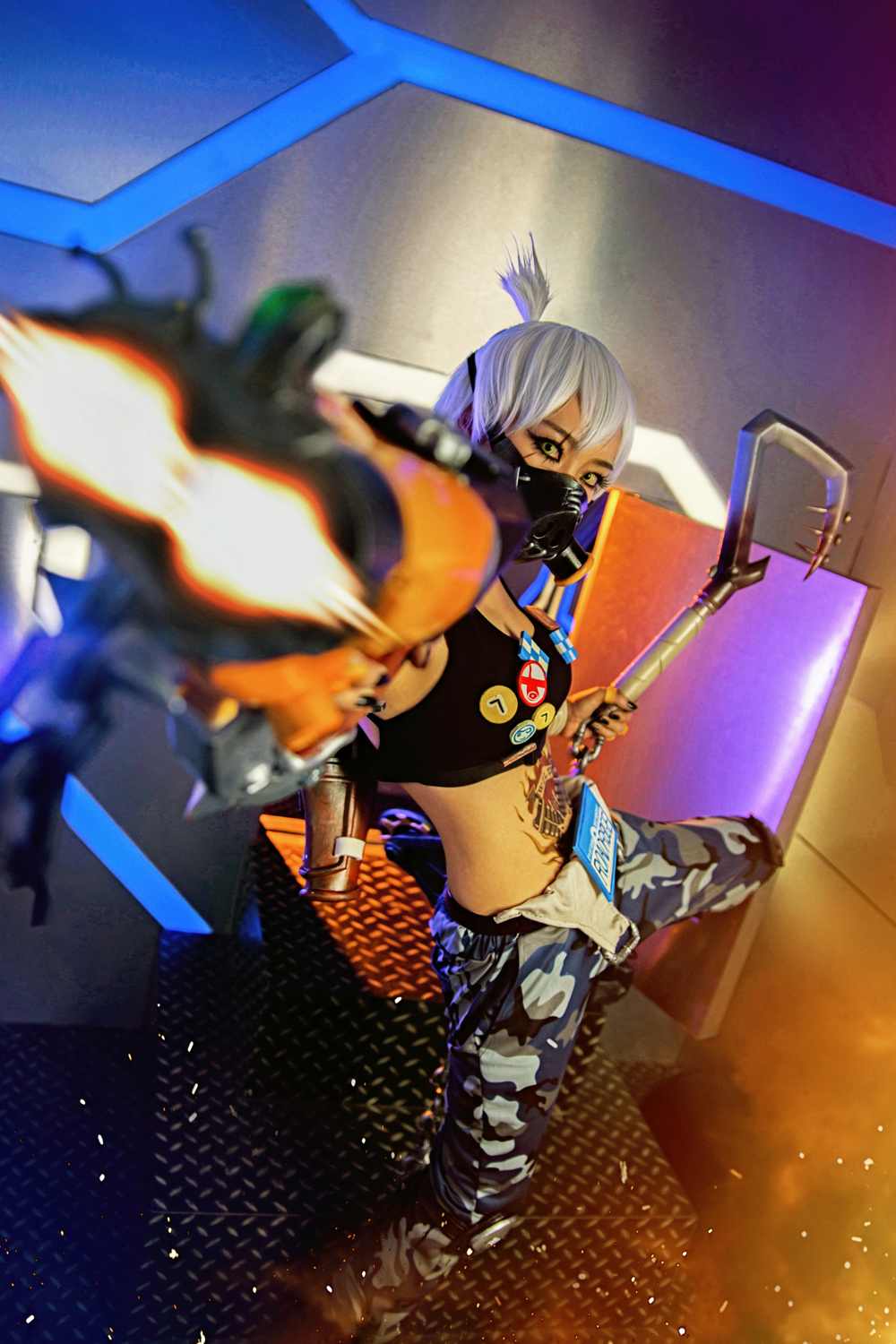 《77游戏社第3141期》守望先锋路霸cosplay