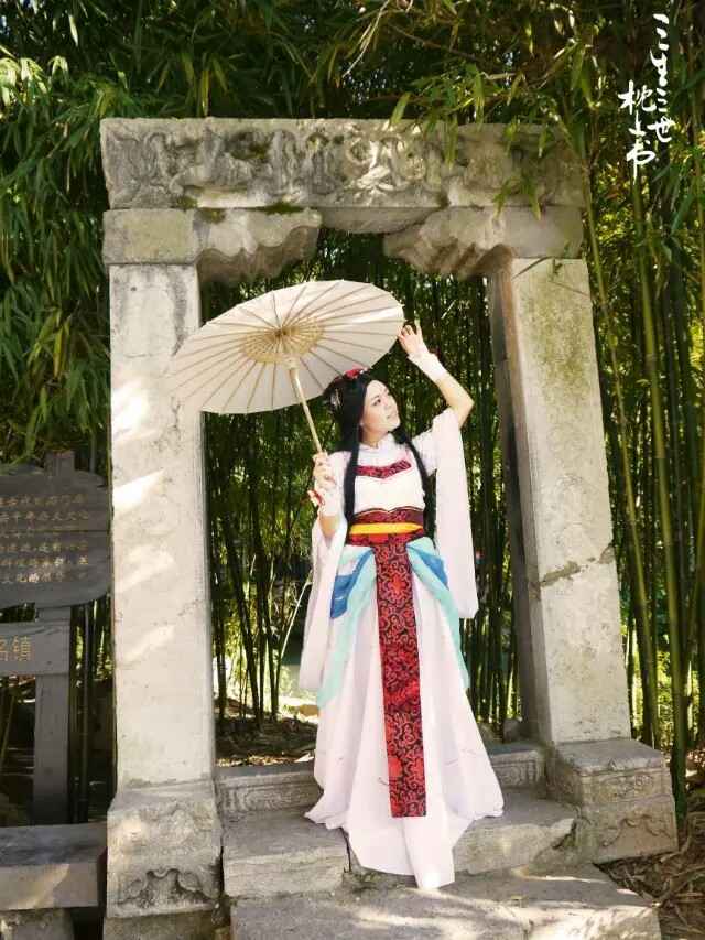《汉服第705期》三生三世枕上书