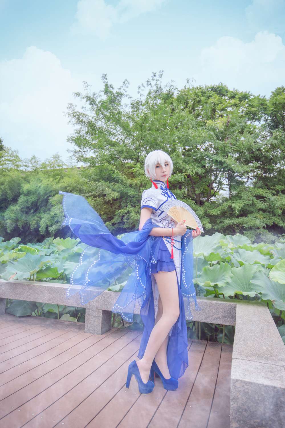 《汉服第688期》青花瓷言