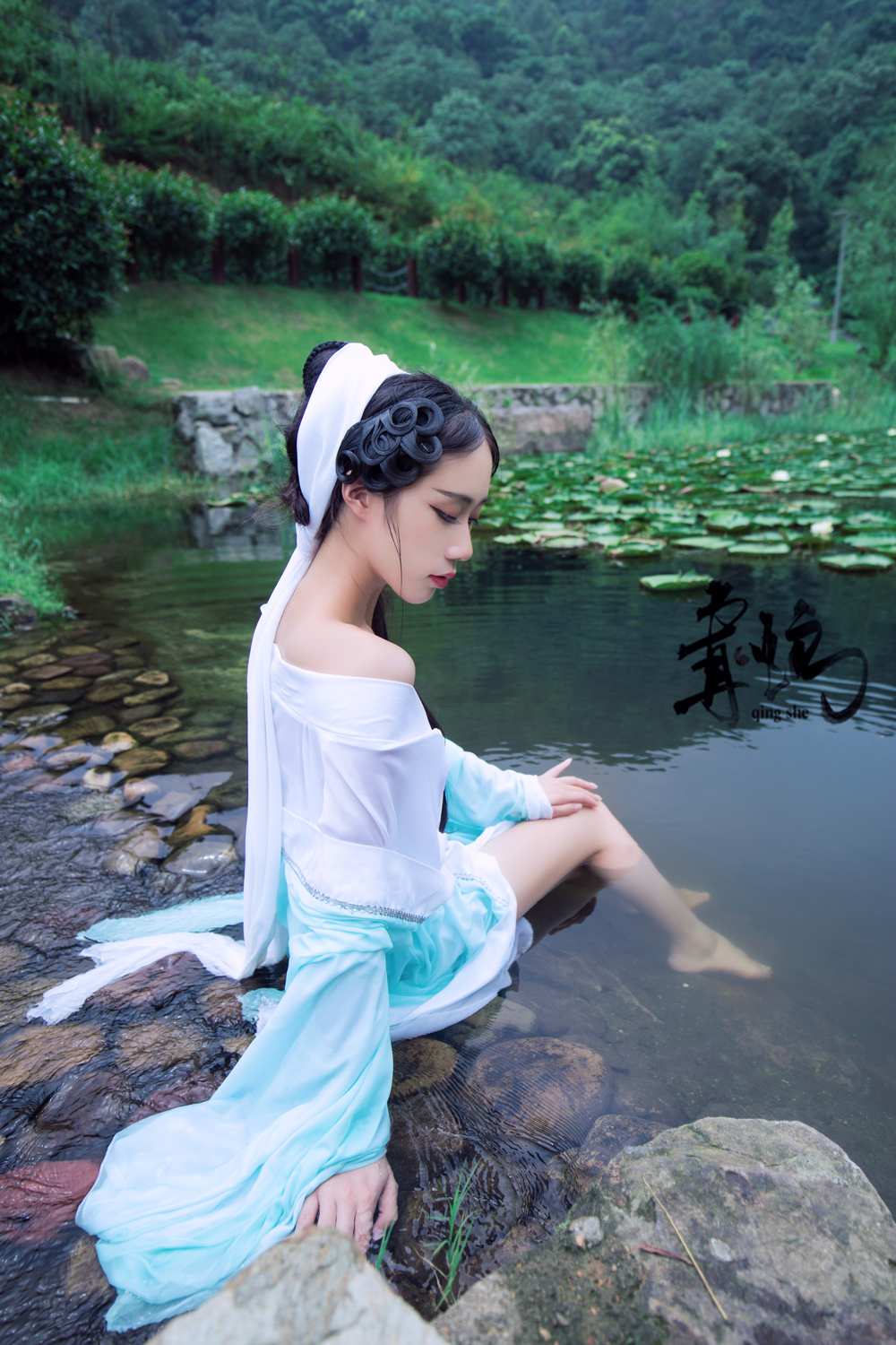 《汉服第690期》青蛇