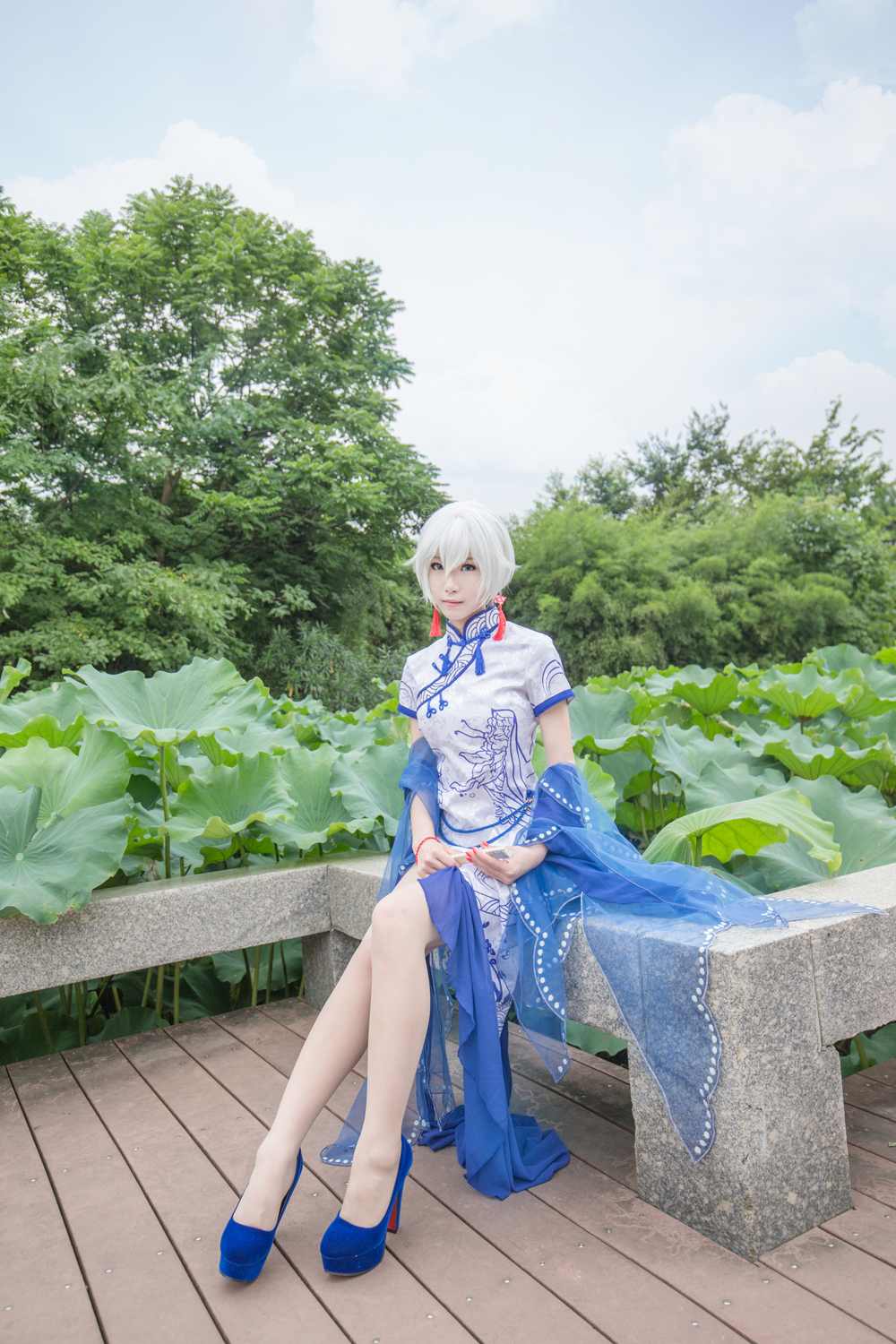 《汉服第688期》青花瓷言