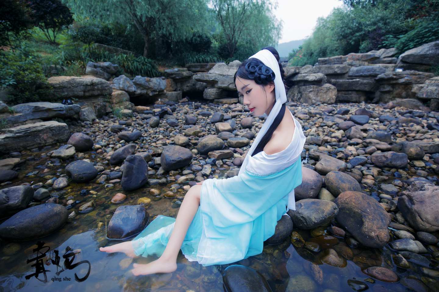 《汉服第690期》青蛇