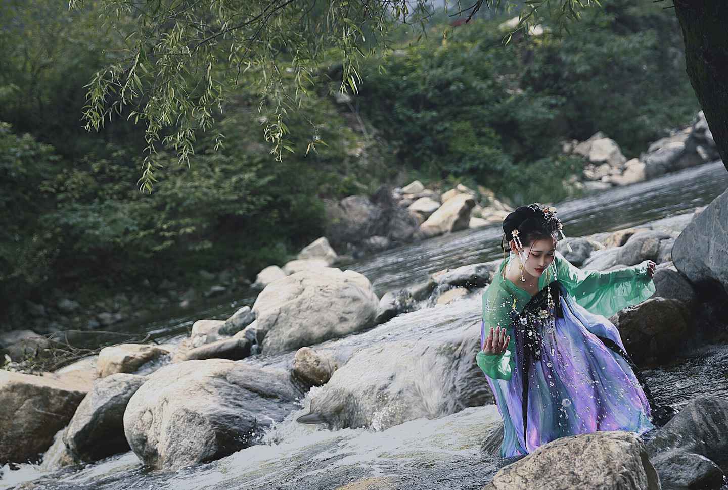 《汉服第718期》水鬼秘闻录