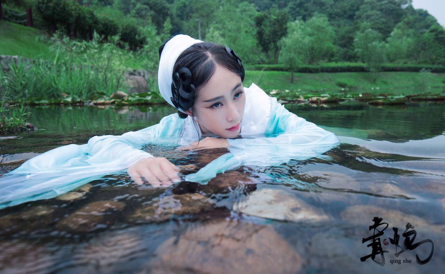 《汉服第690期》青蛇