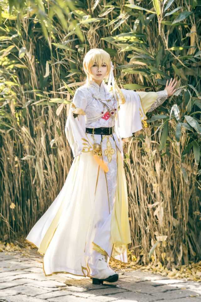 《汉服第617期》梦里遇见你