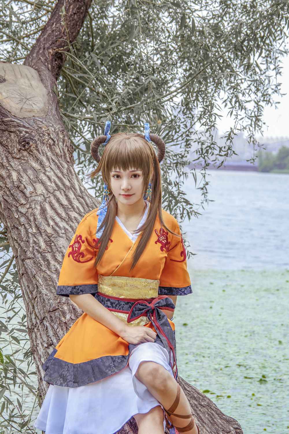 《汉服第680期》秦时明月高月