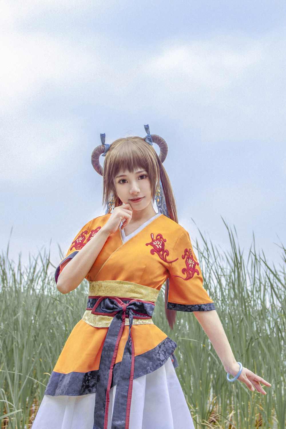 《汉服第680期》秦时明月高月