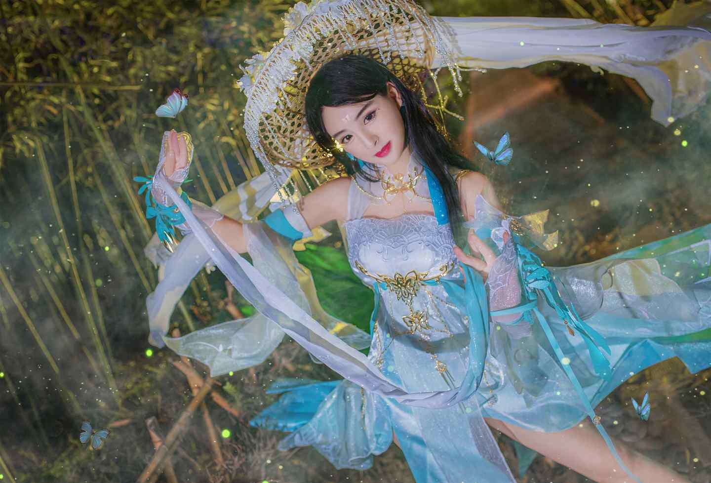《汉服第643期》逆水寒素问&晚竹蝶影
