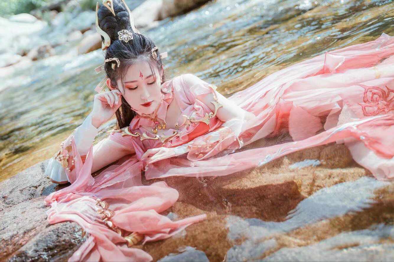《汉服第645期》当我们秀坊好欺负的很