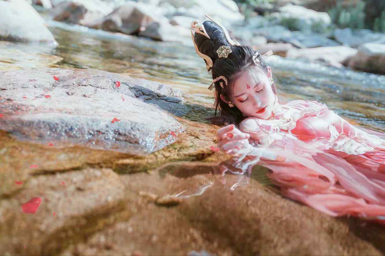 《汉服第645期》当我们秀坊好欺负的很