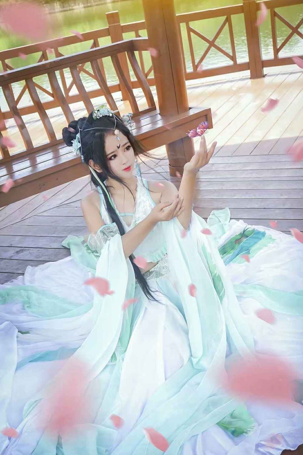 《汉服第589期》锦鲤抄青鲤