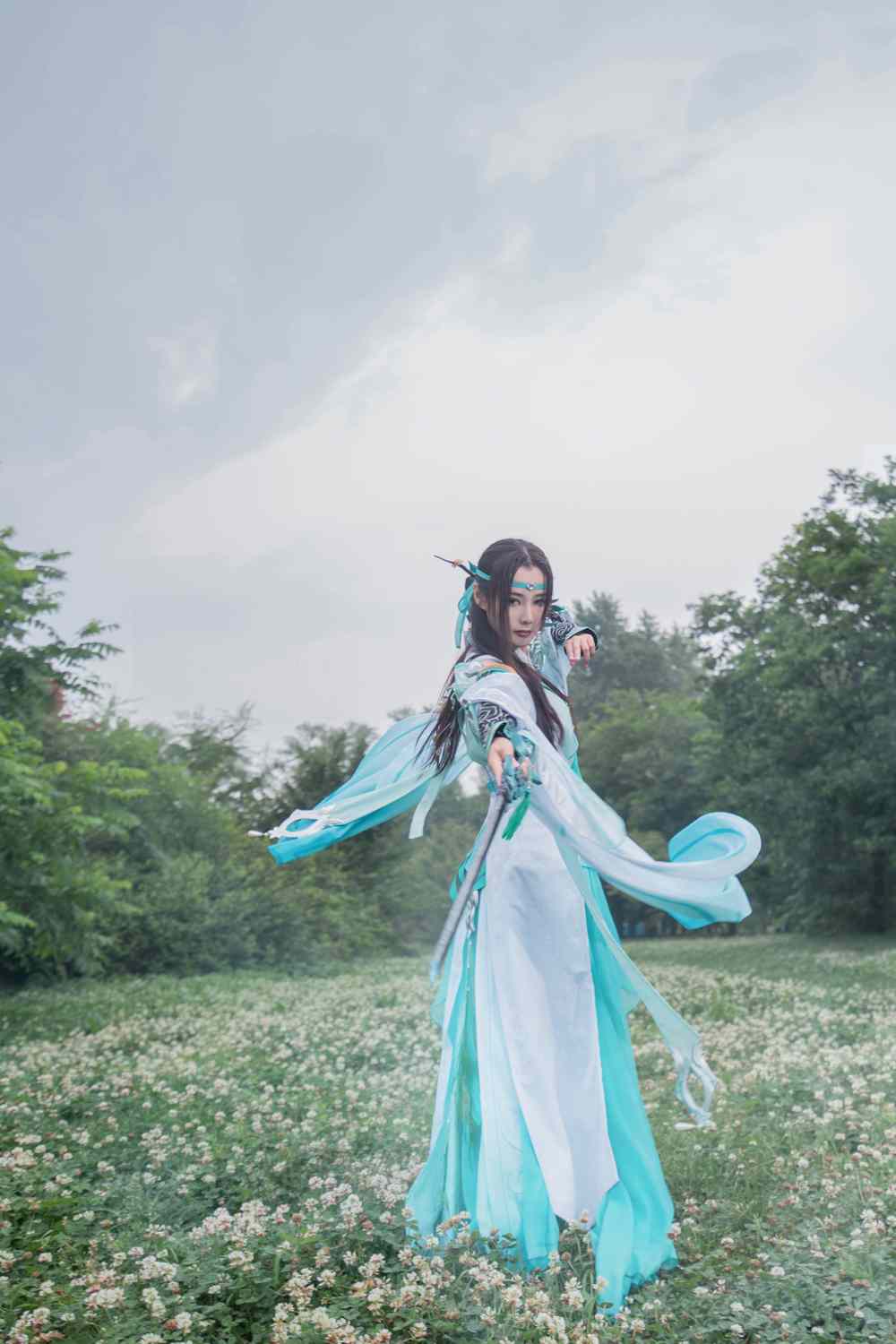 《汉服第516期》雪河琴娘骤雨初霁
