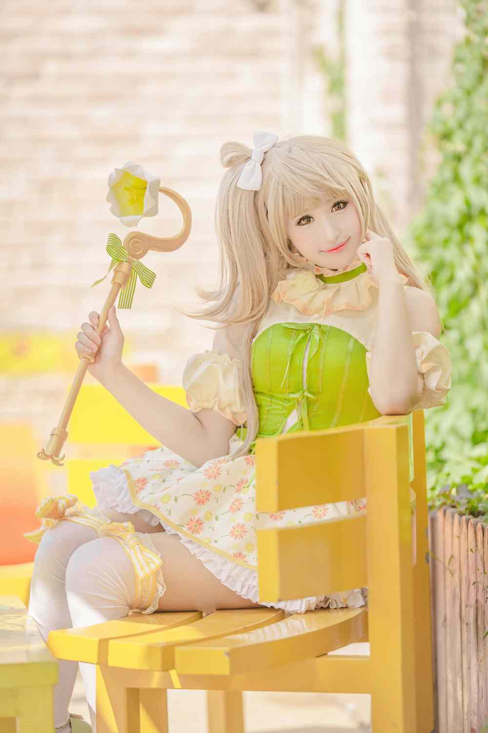 《77游戏社第599期》lovelive在古堡面前那么小