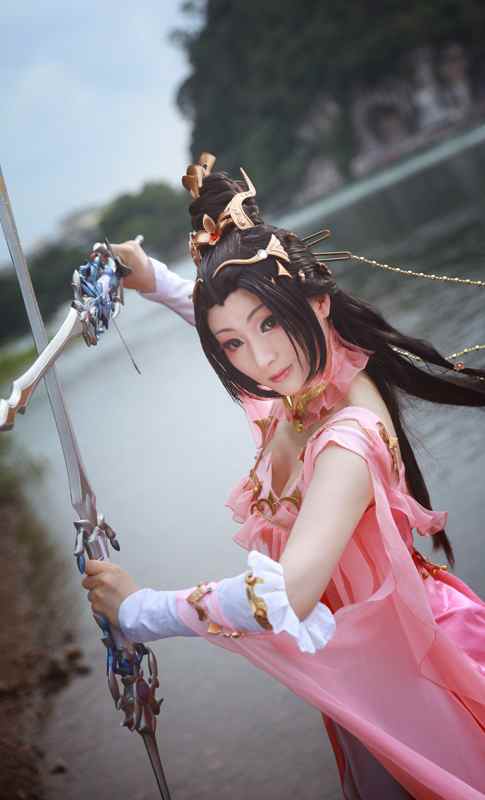 《汉服第439期》七秀
