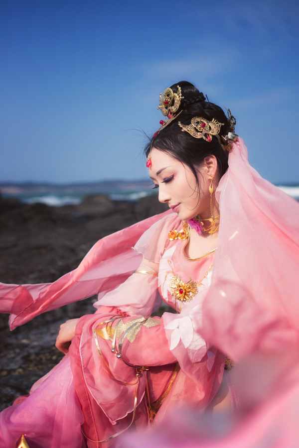 《汉服第425期》七秀