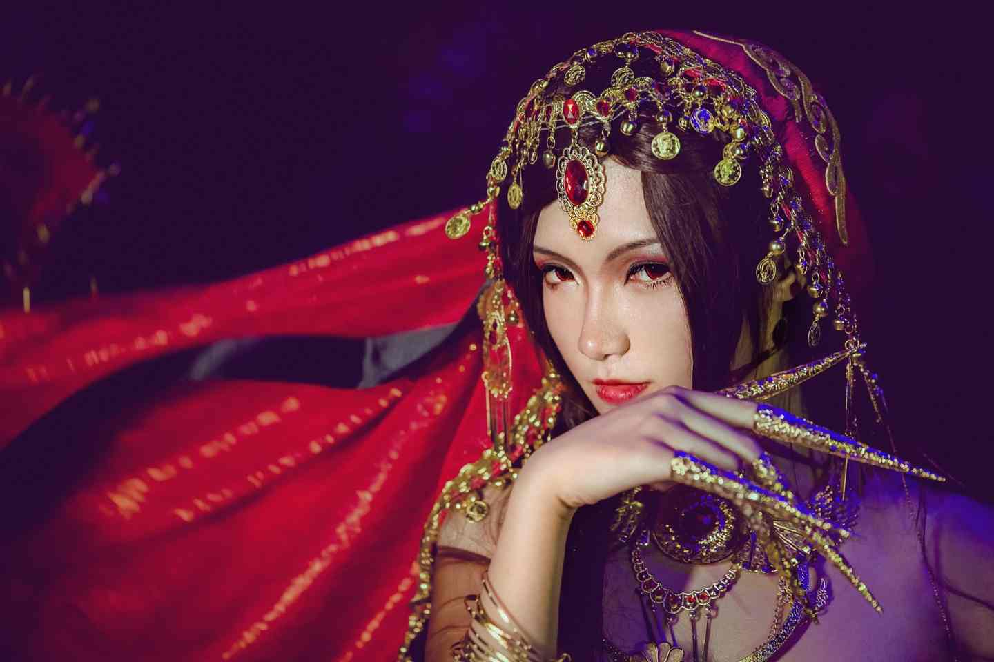 《汉服第485期》红衣教圣女&探雪
