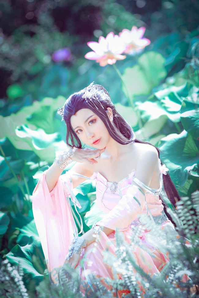 《汉服第417期》冰心舒傲骨云裳舞倾城
