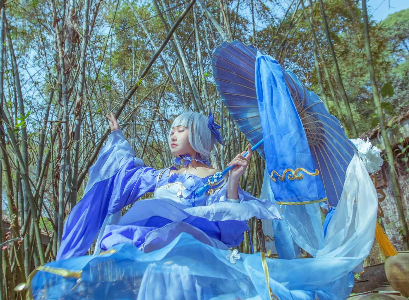 《汉服第419期》兰庭青萝