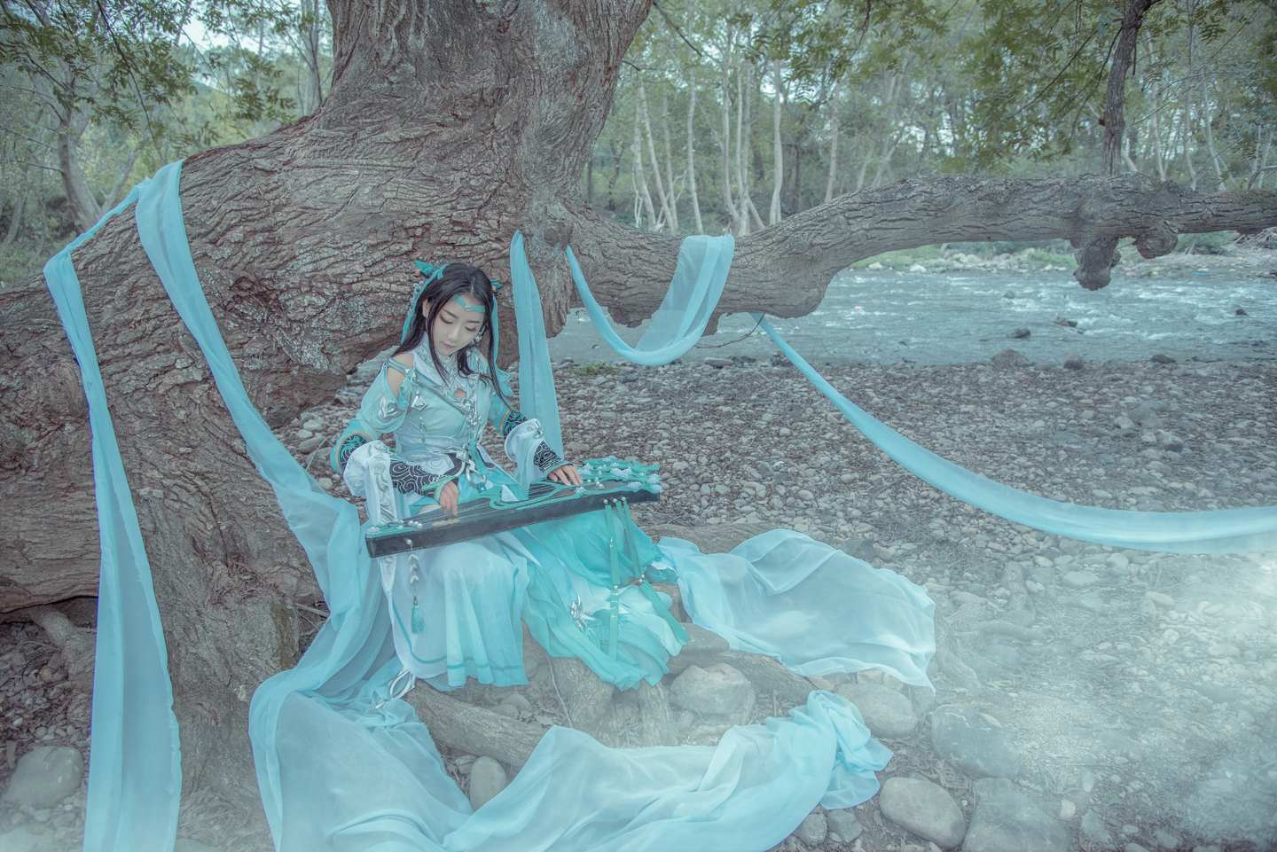 《汉服第442期》雪河琴娘