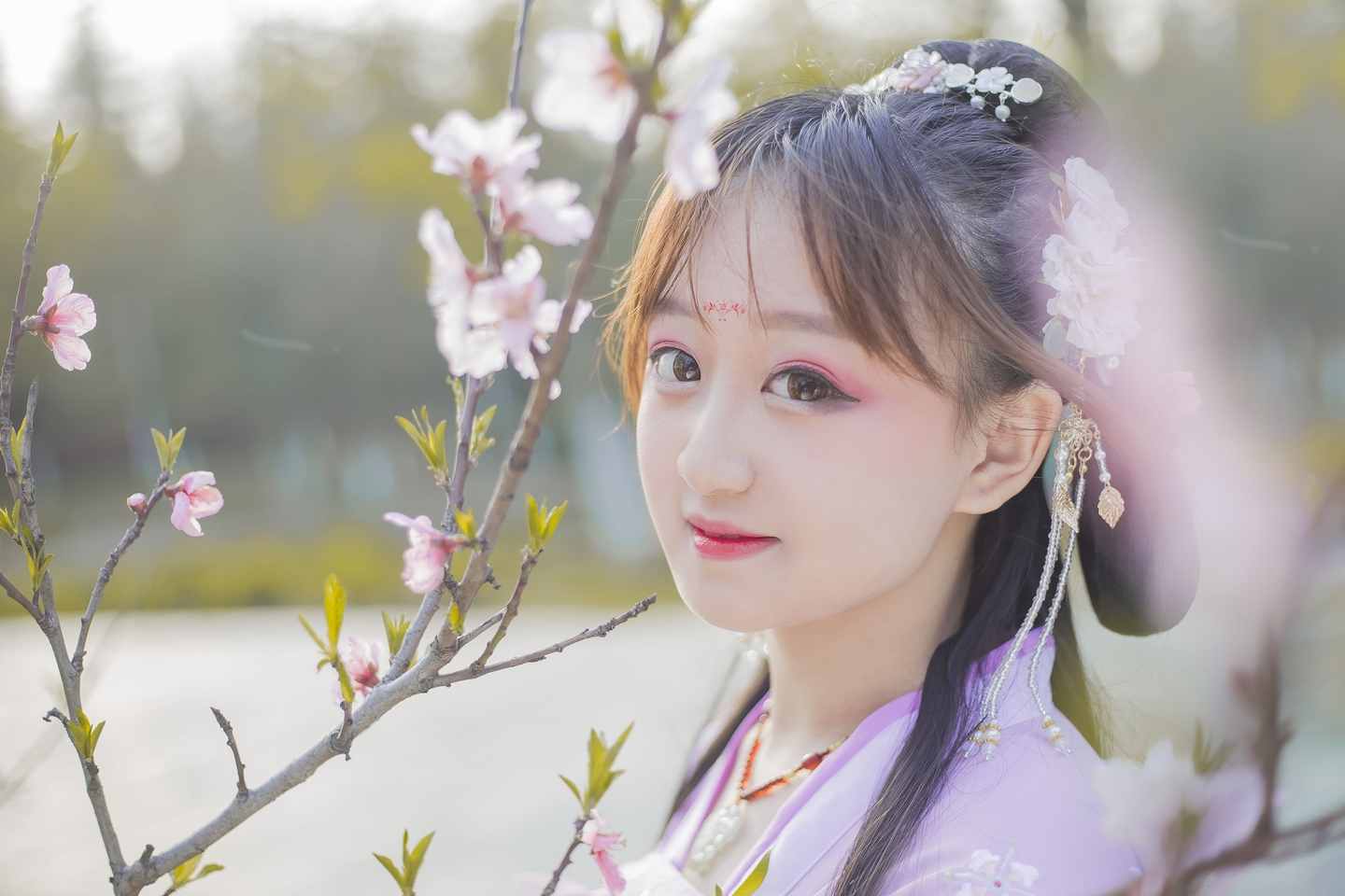 《汉服第387期》花枝飞舞  花飞花落