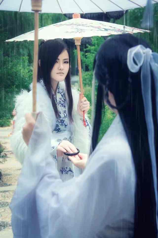 《汉服第390期》华胥引柸中雪