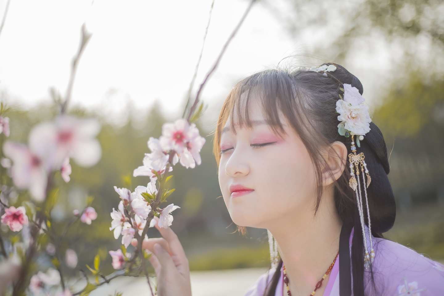 《汉服第387期》花枝飞舞  花飞花落