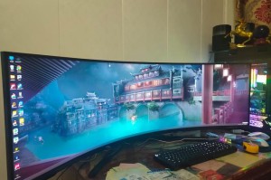 CES 2020 三星展出1000R极致曲率带鱼屏显示器