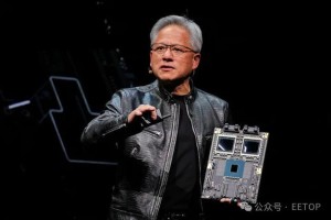 NVIDIA CEO黄仁勋见证华硕MGX系列GPU服务器超能时刻