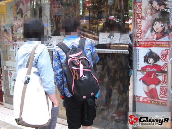 《少女与战车》穿甲榴弹抱枕一抢而空