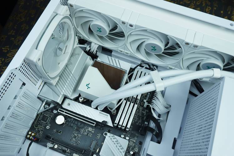 Asetek发布专为Xeon W-3175X打造的水冷散热器!