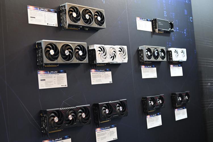七彩虹亮相COMPUTEX 2025：智虹新程驱动AI全场景革新