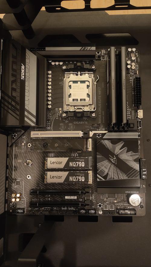 技嘉于 CES 2025 发布 Intel 和 AMD B800 系列主板 以 AI 重塑游戏性能