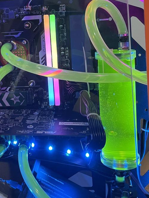 CES 2019:TT现场发布WaterRam DDR4水冷散热内存