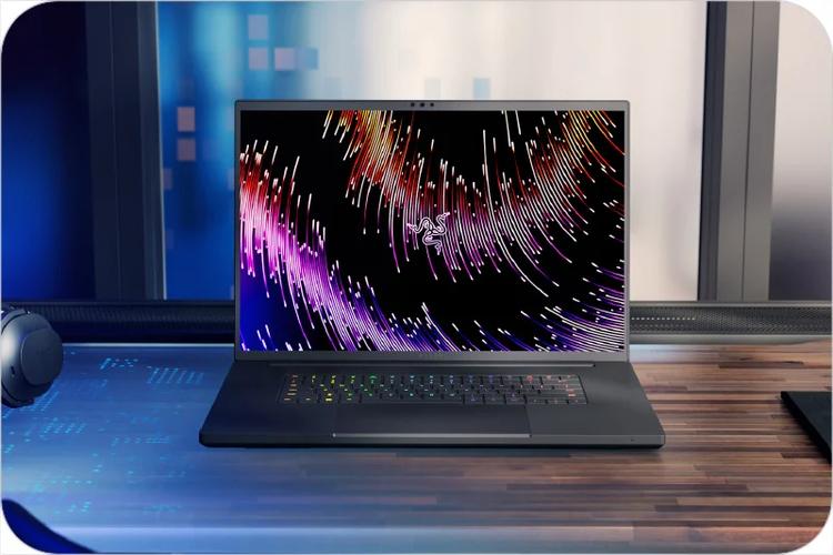 CES 2019:外媒抢先上手雷蛇灵刃15增强版游戏本!