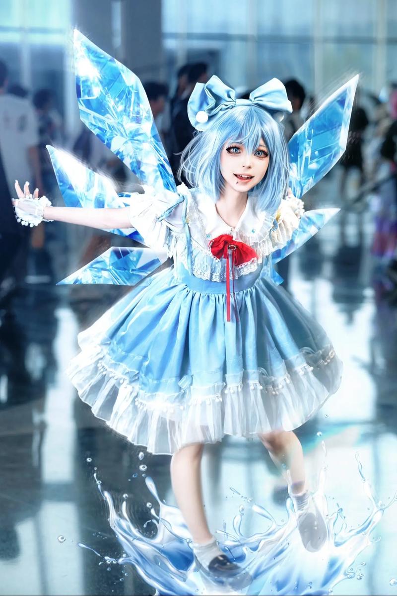 2011COSPLAY西部盛典专访—动漫雕塑家殷萌